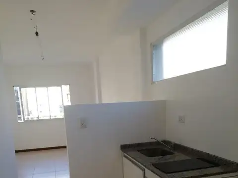 MONOAMBIENTE CÉNTRICO APTO USO PROFESIONAL