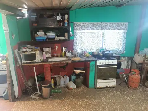 Casa 5 ambientes con 2 baños