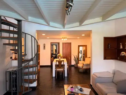 Casa en Alquiler de 4 dormitorios