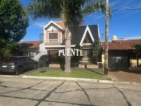 Casa en Banfield Este