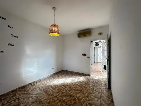 Departamento en Alquiler en Valentin Alsina, $ 800.000