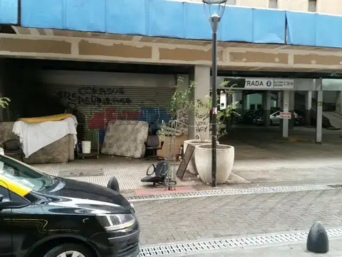 Galpon en Venta en San Nicolás, USD 3.900.000
