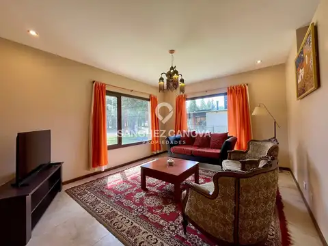 Casa en Alquiler de 3 dormitorios