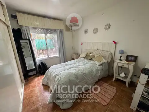 Casaquinta en alquiler | Manuel de Falla N°2656 entre Manny y Bach | Barrio El Cazador