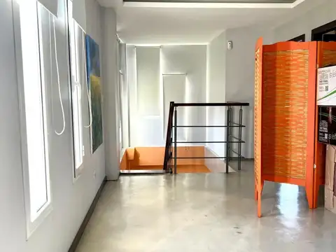 VENTA – CASA 5 AMBIENTES C/PISCINA – BARRIO PARQUE MATHEU
