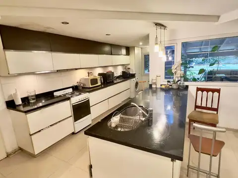 Venta Casa Categoria 3 Dorm (2 en PB) Zona Norte c/PILETA