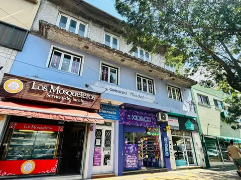AV INDEPENDENCIA al 3200