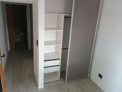 DEPARTAMENTO DE 2 AMBIENTES, A ESTRENAR, CON BALCÓN AL FRENTE