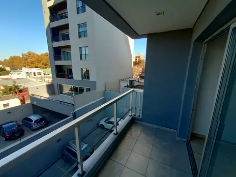 Departamento en Alquiler con 1 cocheras