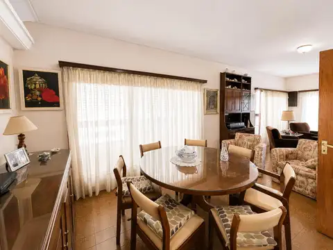 Departamento en Venta de 4 dormitorios