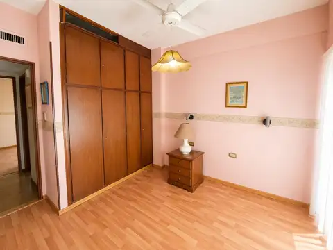 Departamento en Venta en Ramos Mejia, USD 240.000
