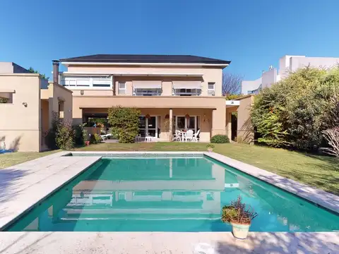 CASA EN VENTA SAN JOAQUIN 3 DORMITORIOS CON PILETA