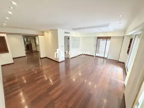 4 ambientes con 2 cocheras amplio balcon pileta y SUM