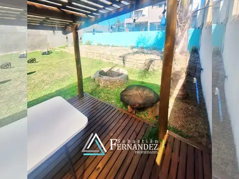 Casa en Venta con 4 cocheras