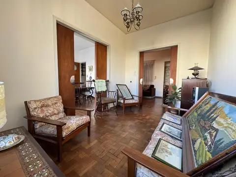 Departamento 5 ambientes con 2 baños