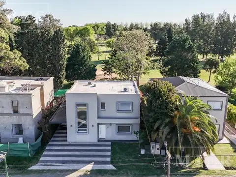 Casa en Venta al Oeste