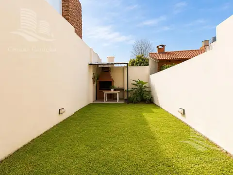 Casa en Venta en Villa Adelina, USD 200.000
