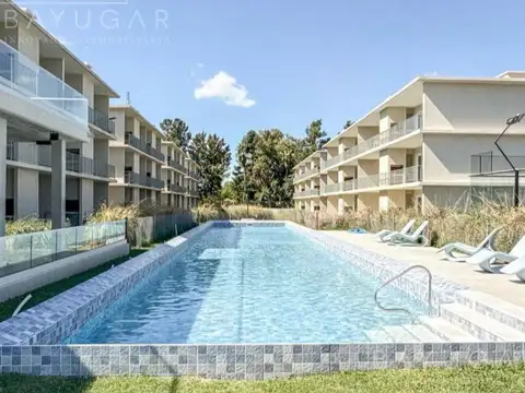 Departamento en Alquiler en La Lonja, USD 500