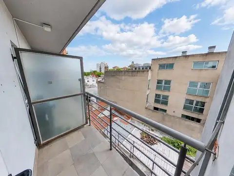 Departamento en Alquiler en Parque Patricios, $ 800.000