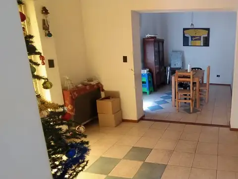 V Adelina San isidro Próx Estac. Muy Buen PH 3 amb. Bño y cocina completos