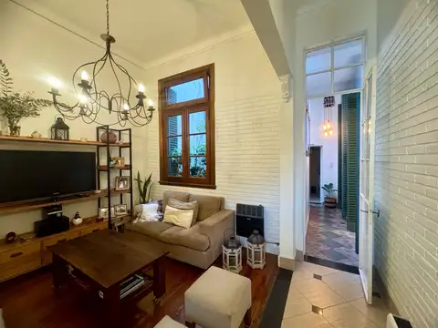 Venta PH de 3 ambientes c/ dependencia y terraza compartida en Caballito