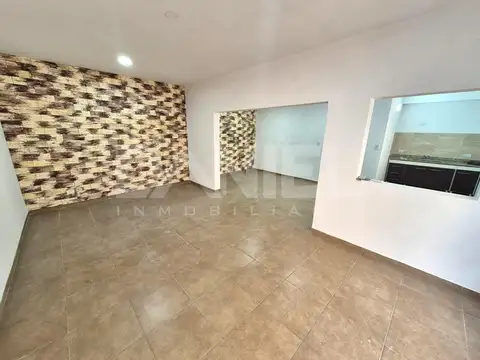 Oficina en Alquiler en Ituzaingó Norte, $ 900.000