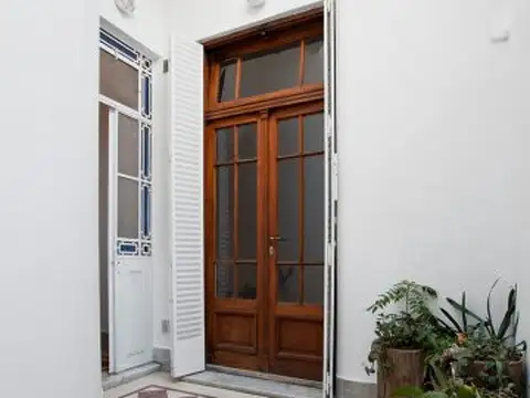 Depto Tipo Casa 5 ambientes con 2 baños