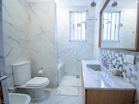 DEPARTAMENTO EN VENTA DOS DORMITORIOS BV. OROÑO