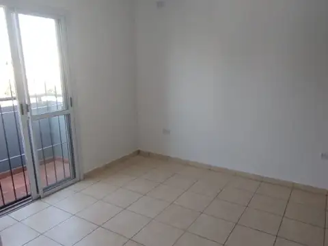 Casa en Alquiler en Alto Alberdi, $ 435.000