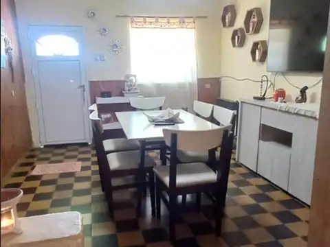 Joaquin V. Gonzalez 400