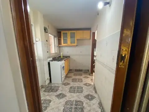 Depto Tipo Casa en Alquiler en Villa Ballester, $ 1.300.000