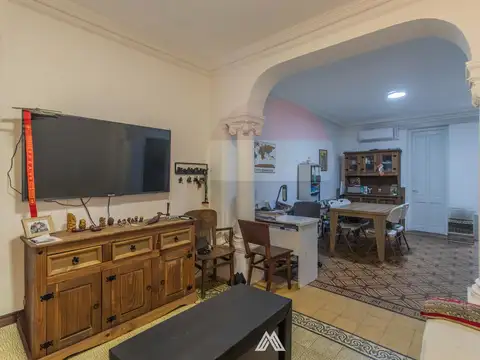 VENTA CASA 2 DORMITORIOS PATIO PARRILLERO CORDÓN