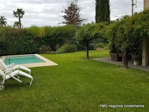 Casa en Venta al Oeste