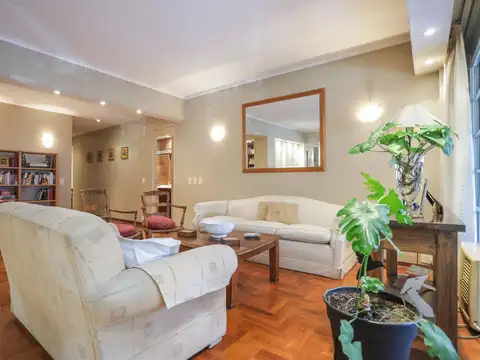 Departamento en Venta con 2 cocheras