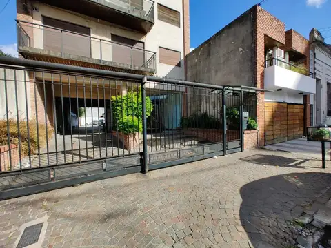 Depto 2 amb en venta San Martin centro con cochera