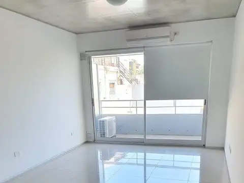 Departamento en Alquiler en Caballito, $ 600.000