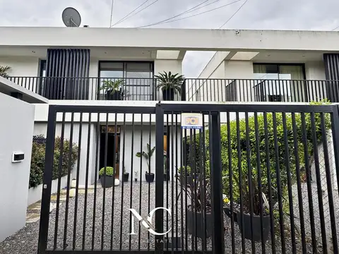 Duplex en calle 16 esquina 57 al 2300