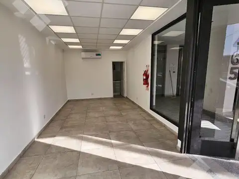 Local en Alquiler en Neuquén, $ 1.400.000