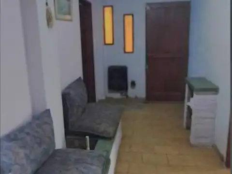 Casa en Alquiler con 1 cochera
