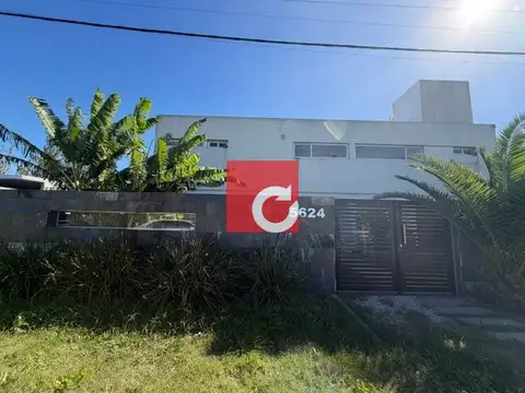 55 N 5624 e 179 y Av. Montevideo Berisso Los