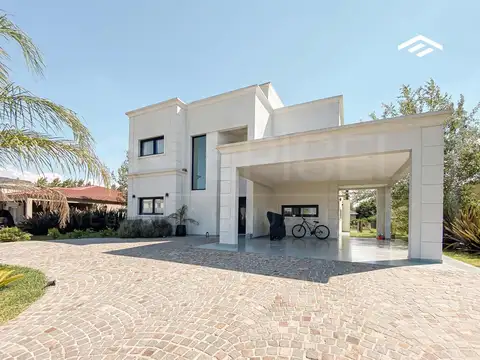 Casa 5 ambientes en venta - El Rebenque, Canning