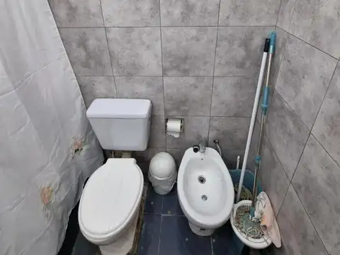 Algarrobo e/ San Ricardo y Villarino