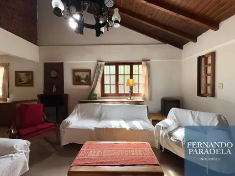 Casa en Alquiler en Barrio Parque Leloir, $ 2.500.000