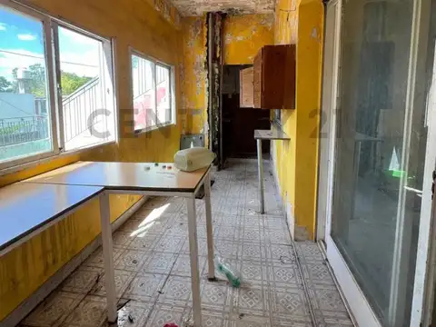 Depto Tipo Casa en Venta 46 años