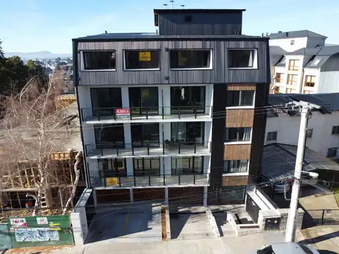 VENTA COCHERA EN BARRIO BELGRANO AMPLIA
