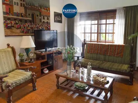 Depto Tipo Casa en Venta de 5 ambientes
