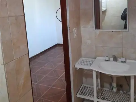 Depto Tipo Casa en Venta en Adrogue, USD 125.000