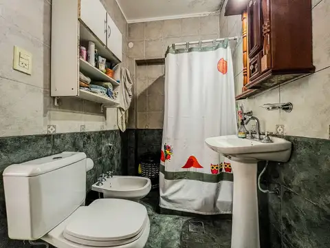Casa 3 ambientes con 1 baño