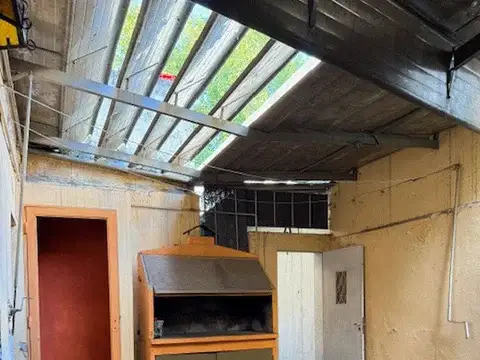 Depto Tipo Casa en Venta 80 años