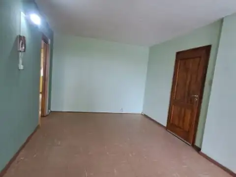 ROBERTO GOMEZ 317 , Piso 0